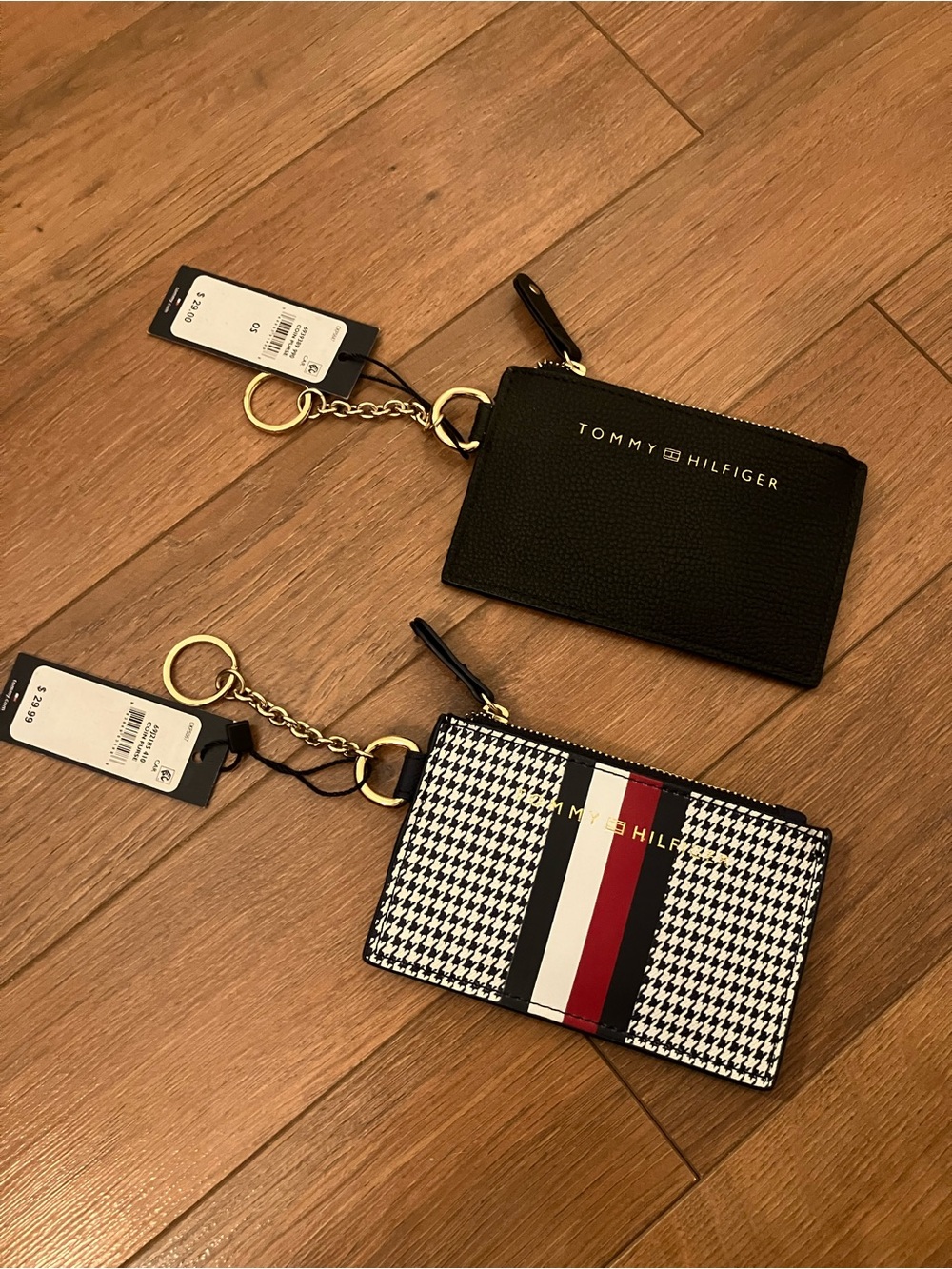 Tommy Hilfiger Black and Houndstooth Card Holder Keychain Set